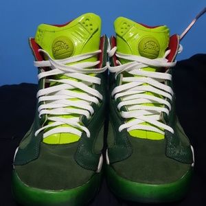 Used Reebok Shaq Attaq Ghost of Christmas Mens 11